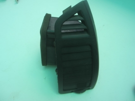 Nissan MAXIMA PASSENGER RIGHT  AIR VENT - 68760 7y000